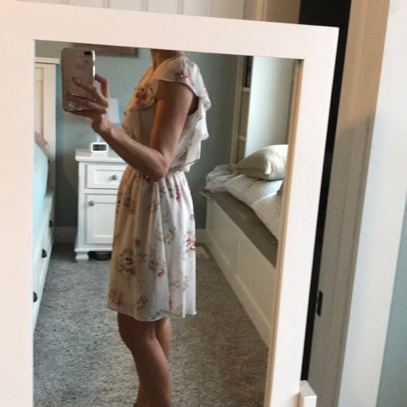 Floral Blush dress Size Small - Picture 6 of 7